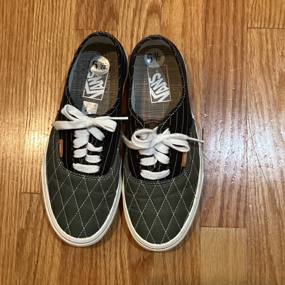 Vans Low Tops⭐️